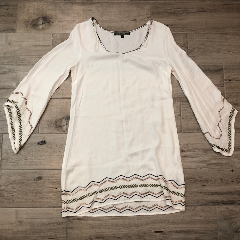 White long sleeve dress